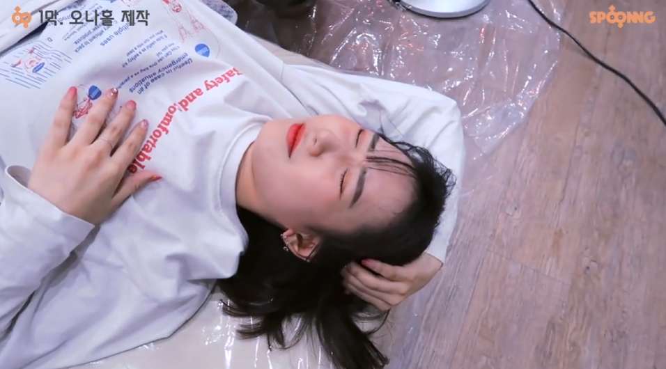 한국야동_스푸닝 은지씨 오나홀 제작과정 공개 !!