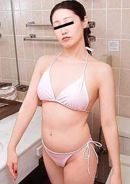 Pacopacomama PA-060426-100 It's Hawaii! A Bikini wife in high spirits! : Ways to End a Sexless Marriage I feel great because it's Hawaii! Bikini Wife How to eliminate sexlessness for long-lost couples