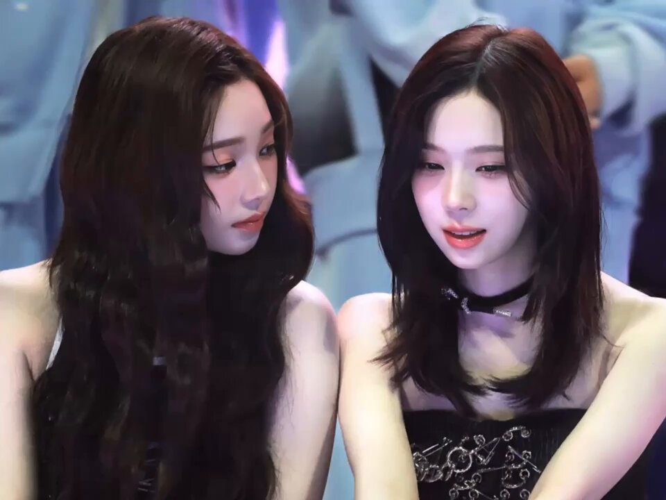 missleesimheeseungjakeylover🥹😼😉😩🍒😍😩😘🥰😌🤩