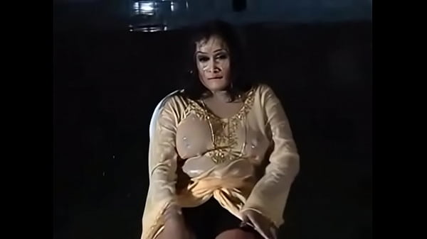 Hot Wet mujra IN Saima