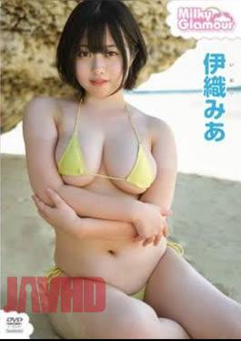 Mia Iori – Milky Glamour