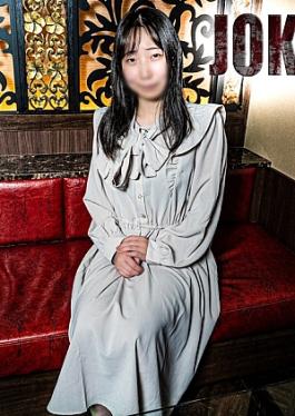 A 19-year-old woman is filled with lust due to mourning, and uncensored creampie at the highest peak